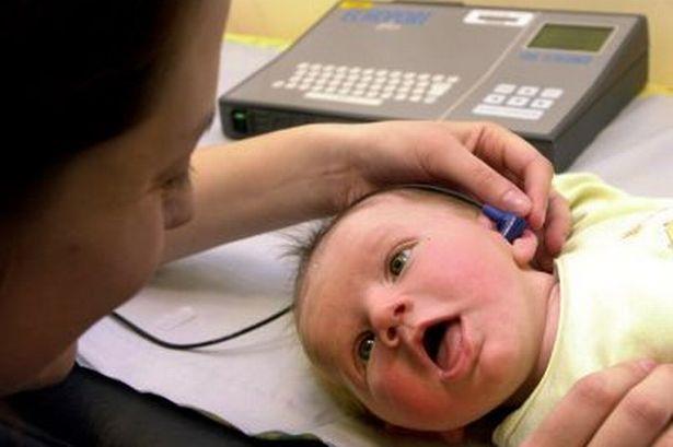 مهمترین علامت کم شنوایی نوزاد، پاسخ ندادن به محرکهای صداست