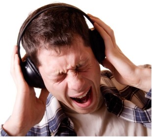 خطر صدای بلند موسیقی برای شنوایی